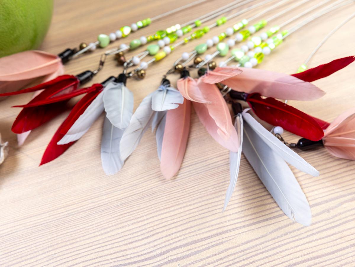Spinner – Feather Cat Teaser