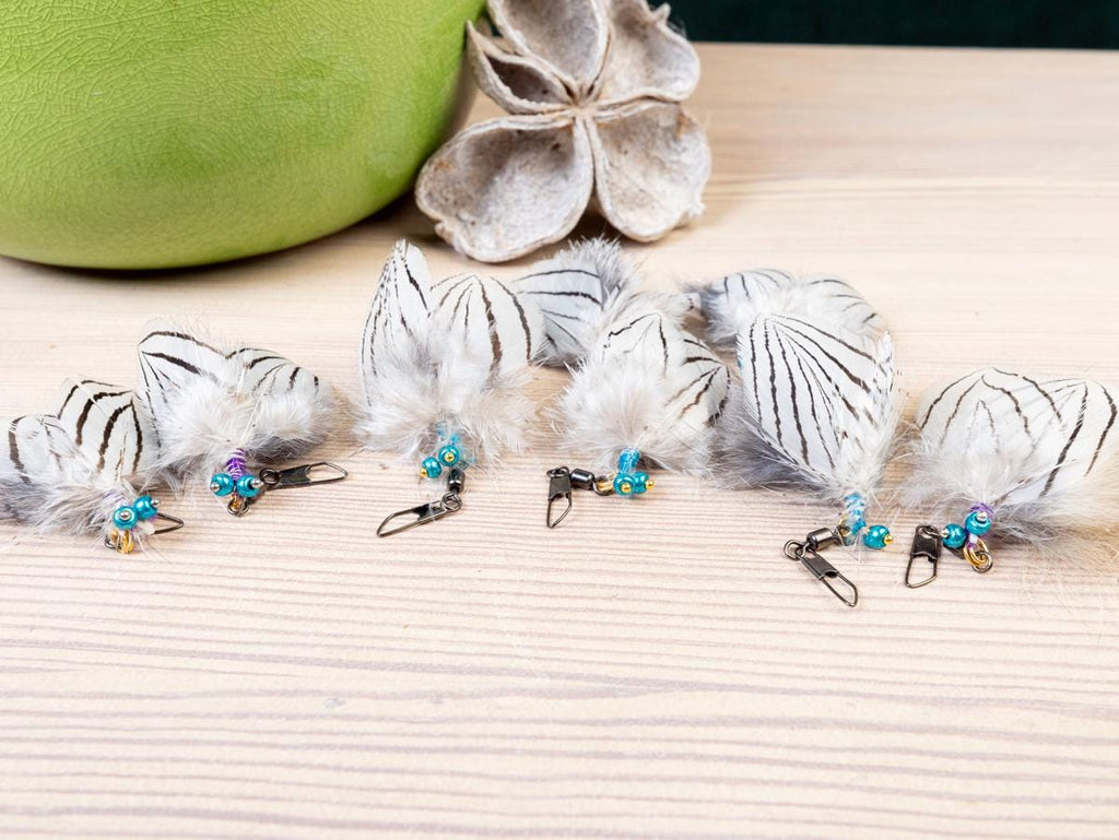 Moth – Rabbit Fur & Feather Cat Teaser Refill