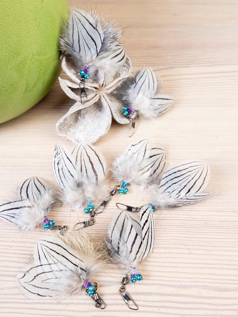 Moth – Rabbit Fur & Feather Cat Teaser Refill