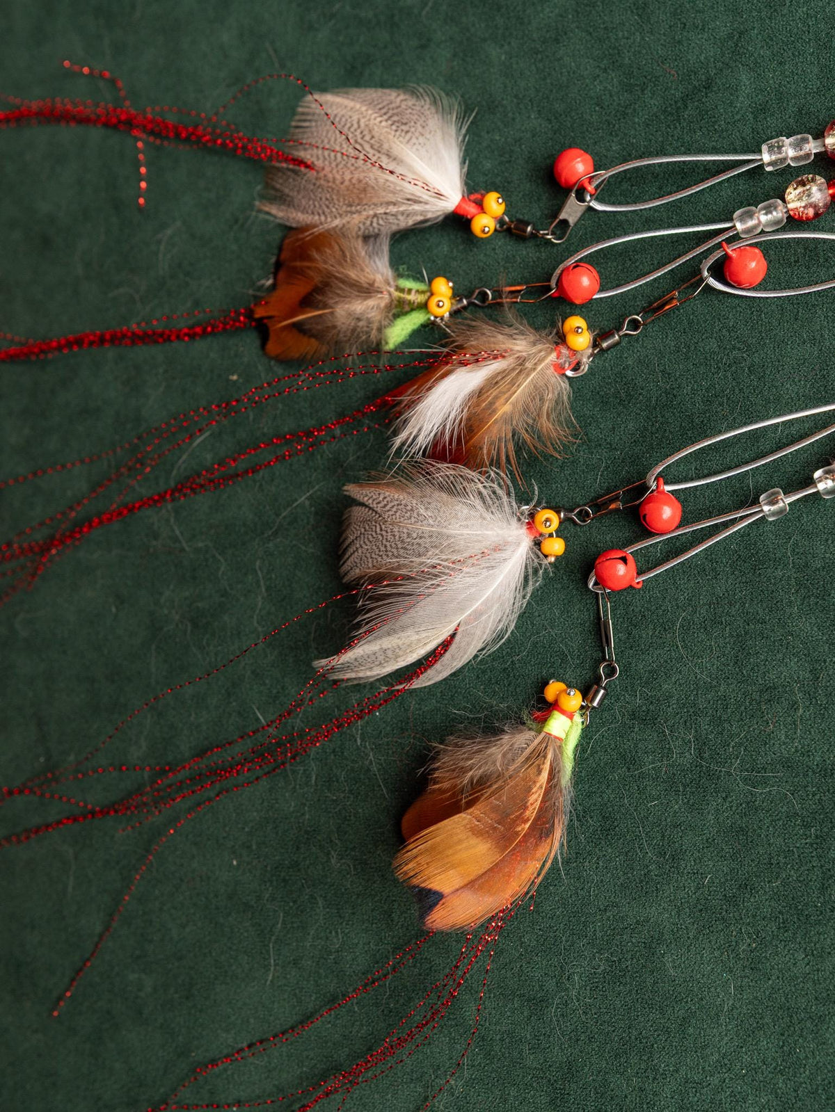 Flying Bug – Cat Teaser Wand with Rabbit Fur & Feathers