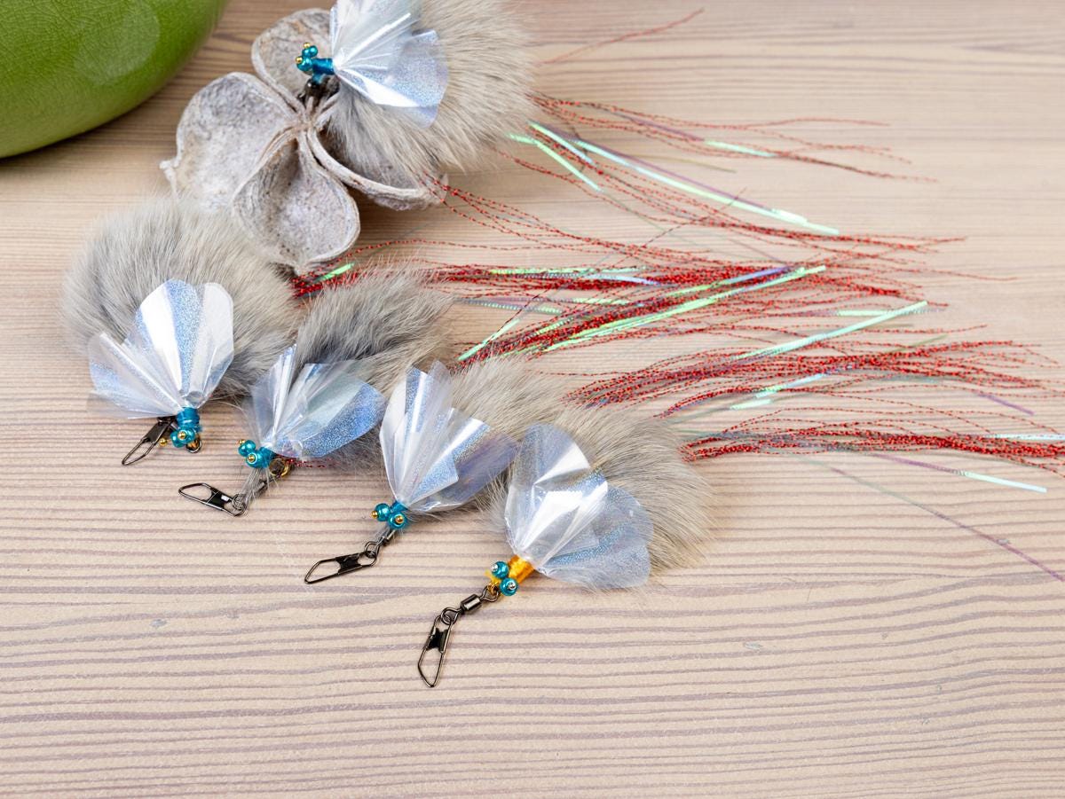 Moth – Cat Teaser Replacement Refill with Feathers