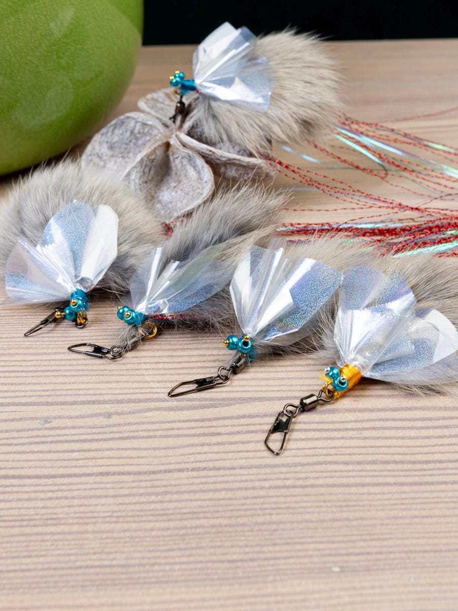 Moth – Cat Teaser Replacement Refill with Feathers