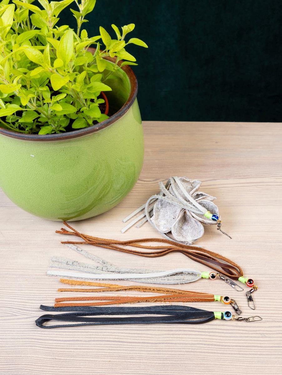 Leather Strips – Cat Teaser Refill