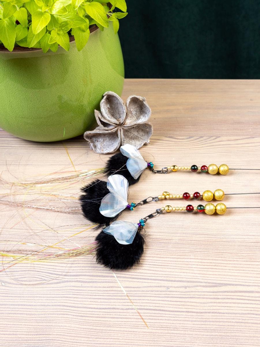 Black Moth – 35cm  Cat Teaser Wand