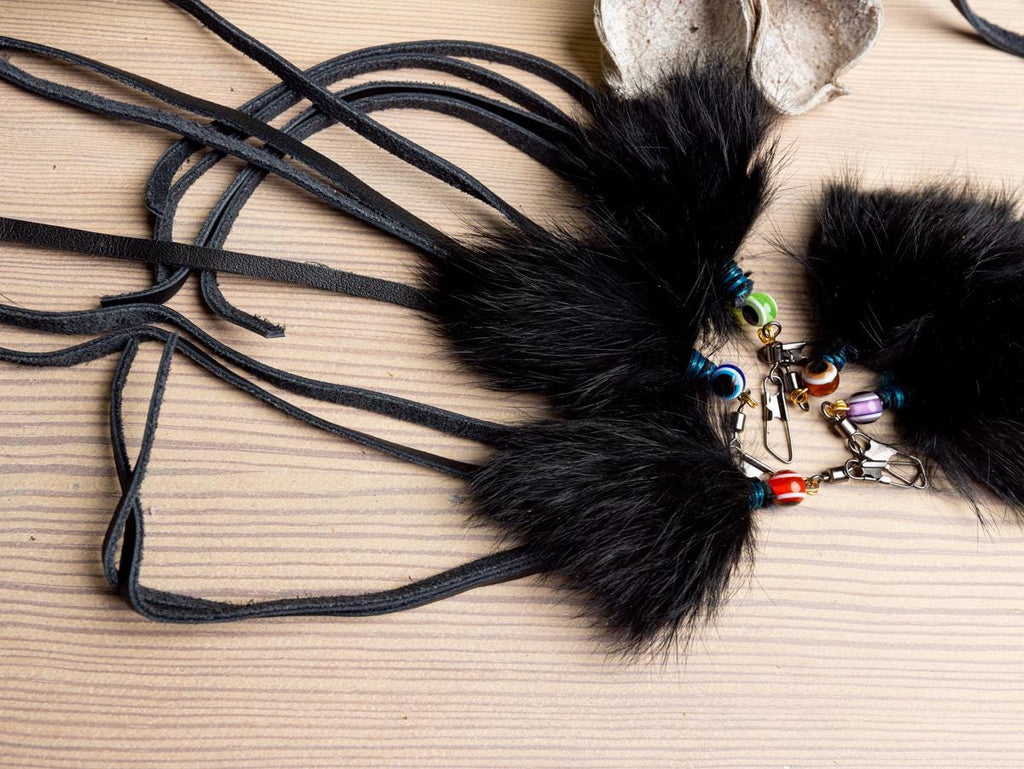 Long-Legged Bug – Black Rabbit Fur Cat Teaser Refill