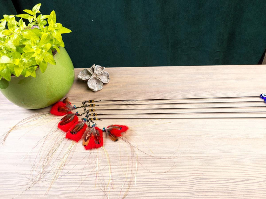 Interactive Cat Wand Toy – Insect Fly Feather and Rabbit Fur Teaser, Safe Metal Rod