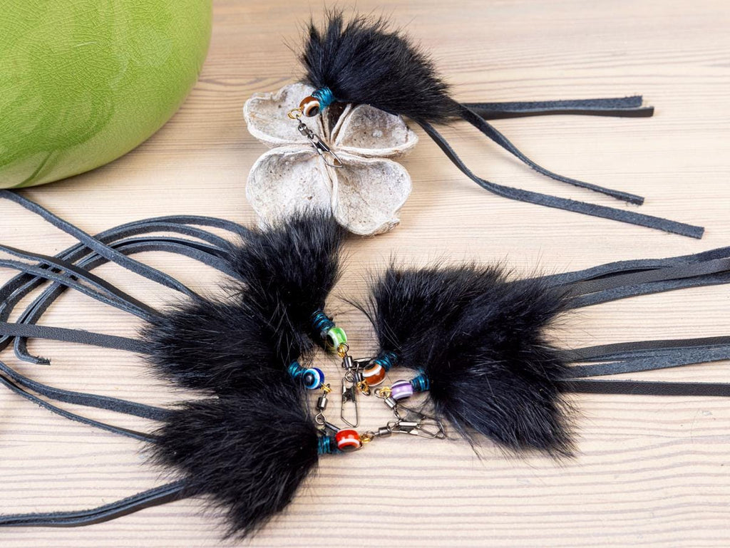 Long-Legged Bug – Black Rabbit Fur Cat Teaser Refill