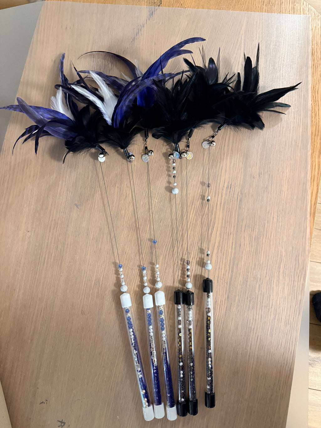 Red Feather – 45 cm Cat Teaser Wand