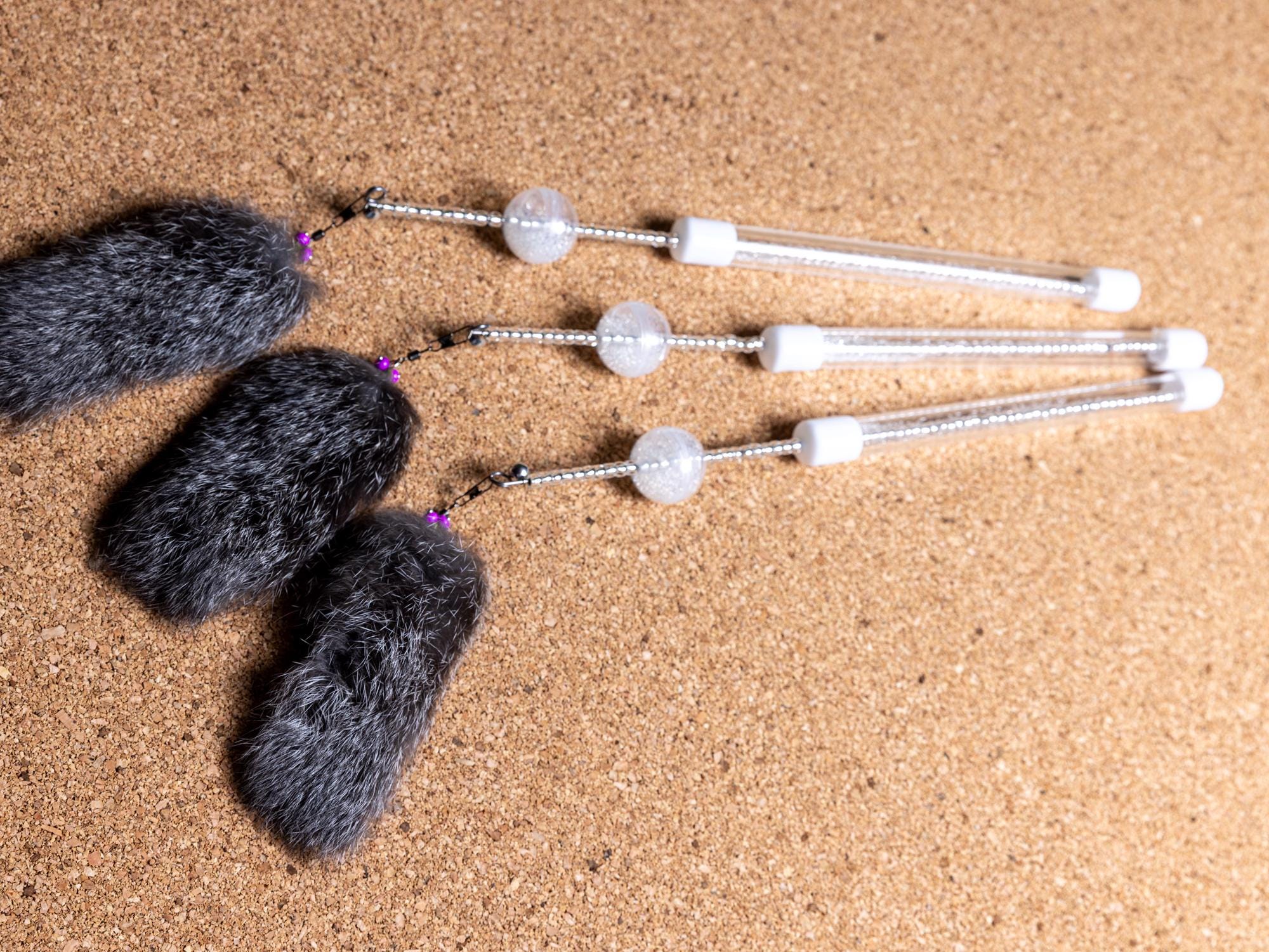 32cm The Fly Cat Teaser Wand, Feather Interactive Cat Toy, Handmade Gift, Natural Hunting, No Glue