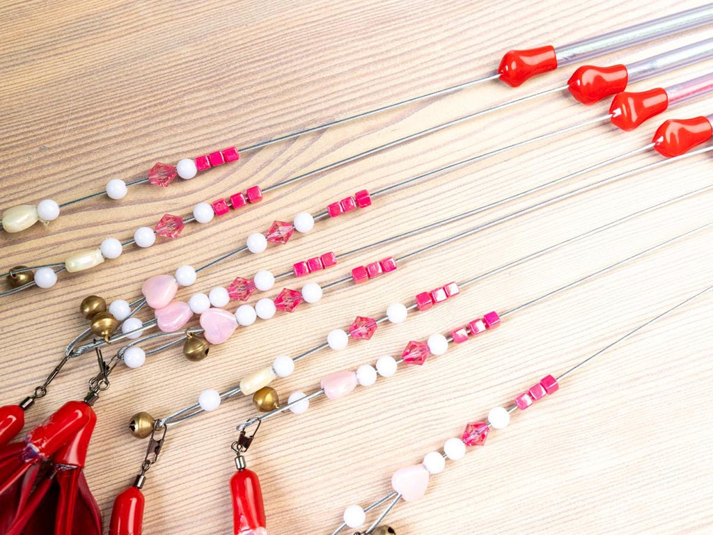 Spinner – Red Feather Cat Teaser Wand