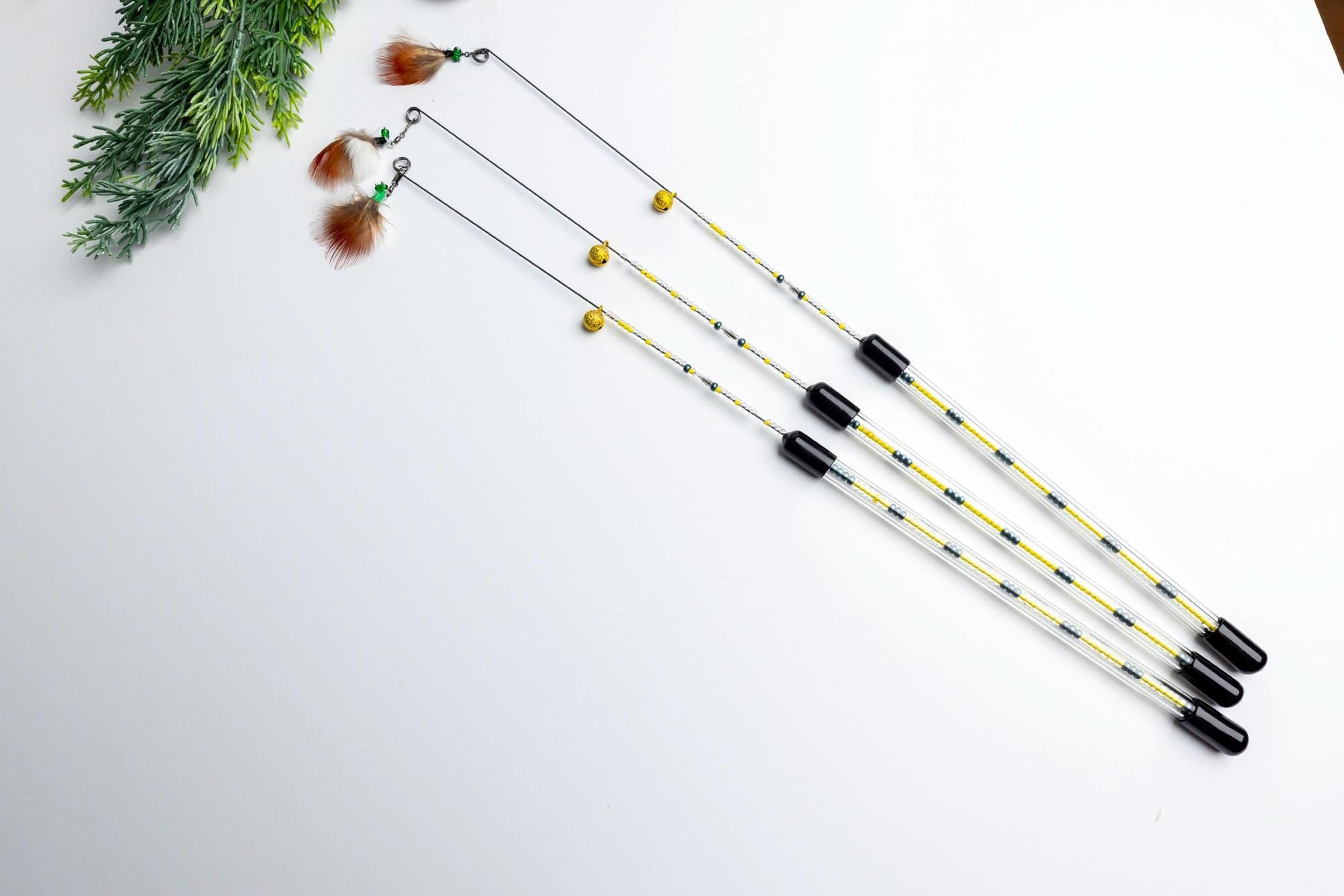 Interactive Cat Wand Toy – Fly Inspired Tip, Safe Metal Rod, 45cm
