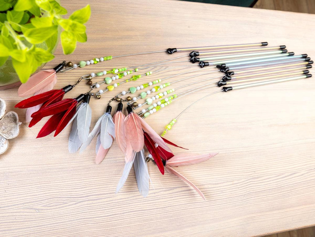 Spinner – Feather Cat Teaser