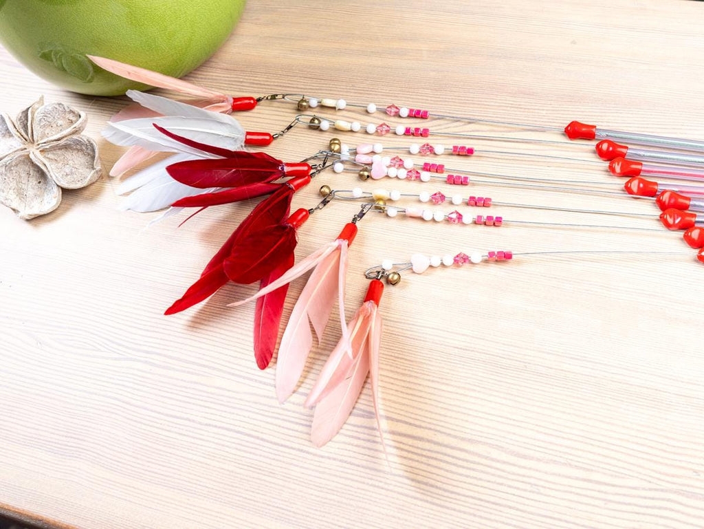 Spinner – Red Feather Cat Teaser Wand