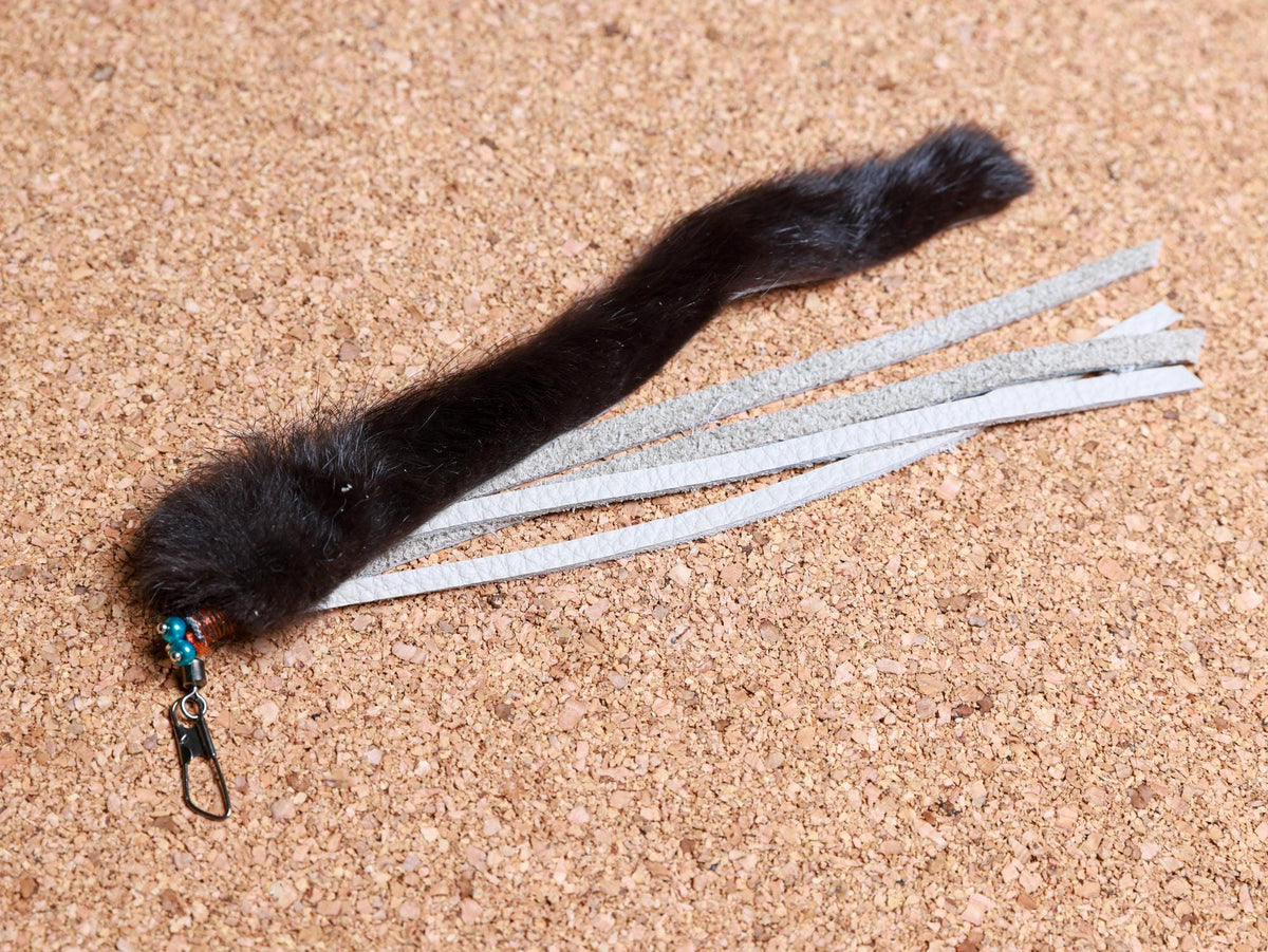 Long-Legged Bug – Rabbit Fur Cat Teaser Refill
