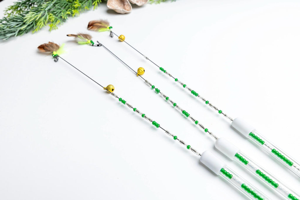 Interactive Cat Wand Toy – Fly Inspired Tip, Safe Metal Rod, 45cm